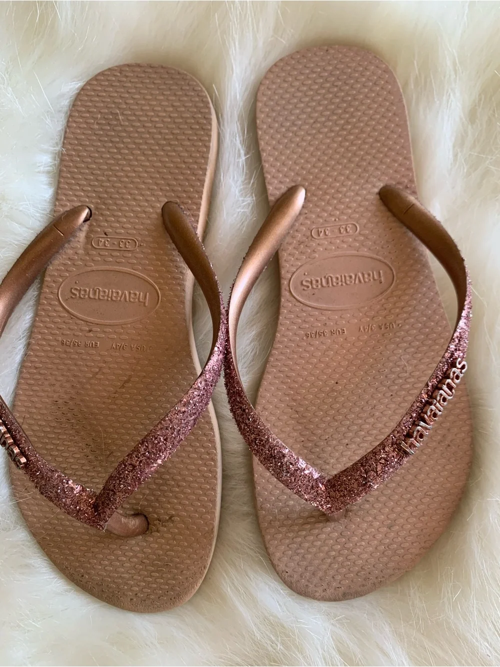 Havaianas Women’s Rose Gold Glitter Strap Sandals SIZE 3/4